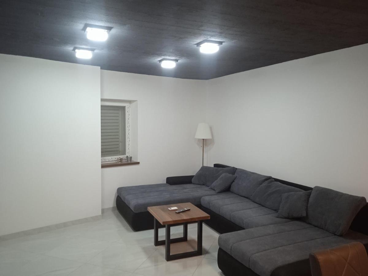 Apartament Anton Povlja  Zewnętrze zdjęcie