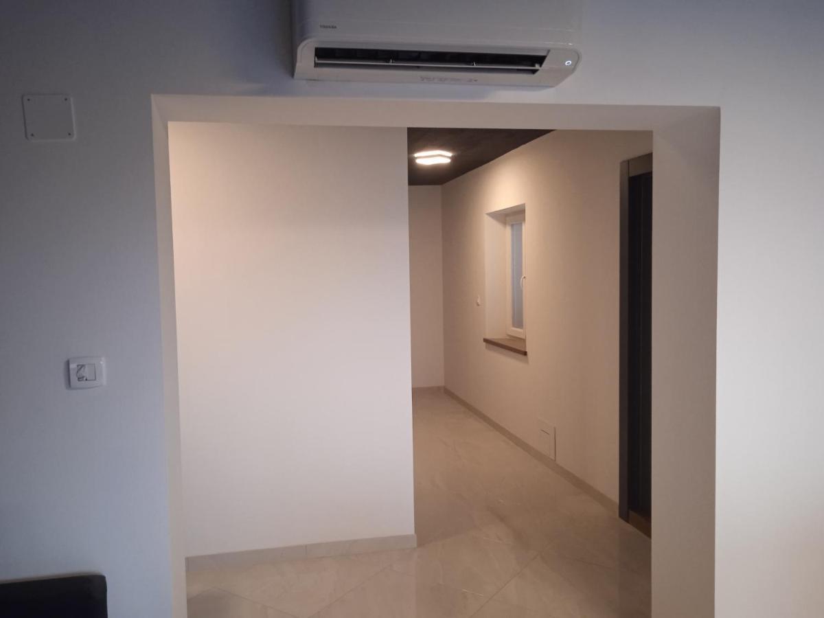 Apartament Anton Povlja  Zewnętrze zdjęcie