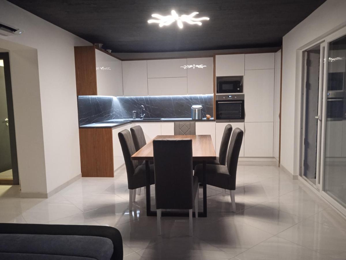 Apartament Anton Povlja  Zewnętrze zdjęcie